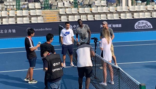 现出了强大 现出了强大